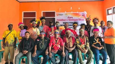 12 PTPS Kampung se-Aitinyo Utara Maybrat Resmi Dilantik