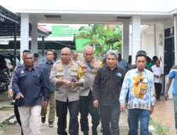 Jelang Pemilu, Kapolda Papua Barat Cek Kesiapan KPU dan Bawaslu Teluk Bintuni