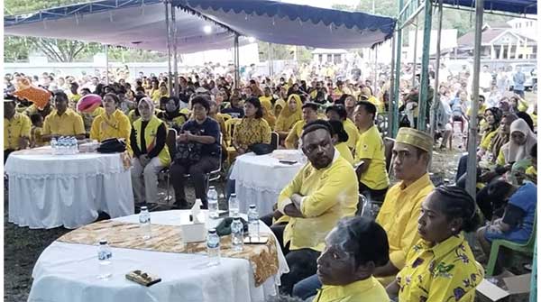 Roma Megawanty Kampanye di Teluk Bintuni2