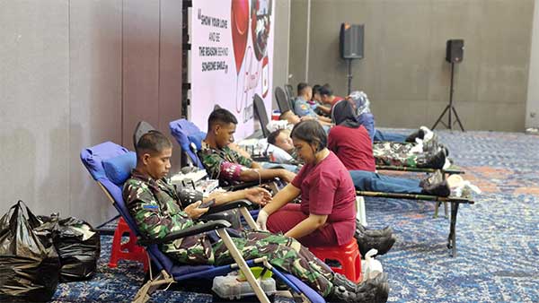 ASTON Sorong Gelar Aksi Donor Darah, Berbagi Kasih di Momen Valentine Day 2 ASTON Sorong Dono Darah Valentine Days3