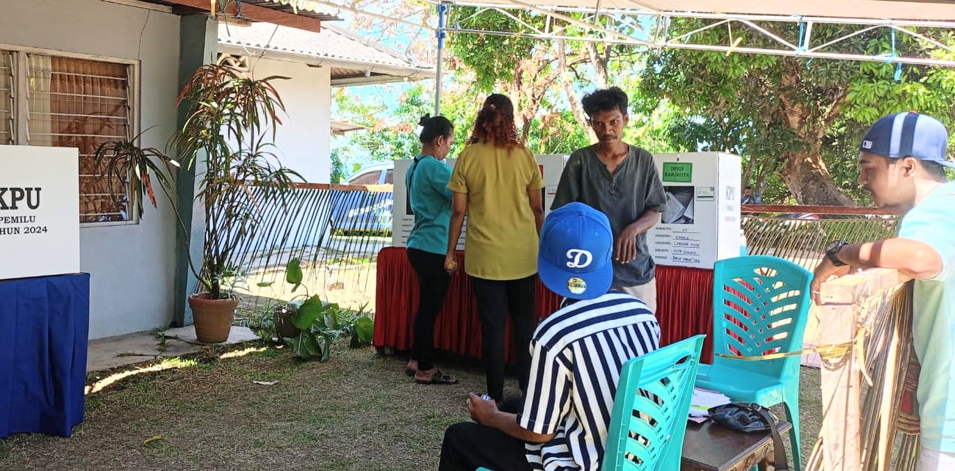 Proses Coblos di TPS 005 Kelurahan Klabala Berjalan Lancar 2 IMG 20240214 WA0049