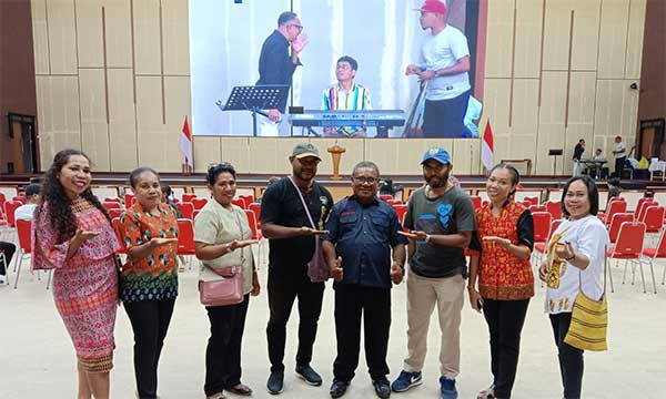 Sambut HUT Kota Sorong, LSM EKOMIPA-SBD Voice Gelar Kontestan Kidung Papua 3 KKP 2024 3