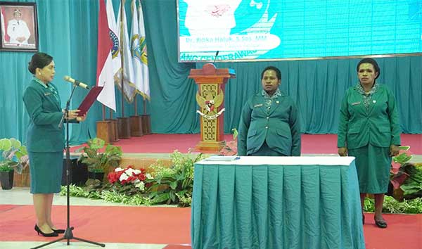 3 Pj Ketua TP-PKK Kabupaten Resmi Dilantik, Begini Pesan Yosina Damanik 1 3 Pj Ketua PKK Kabupaten Papua Tengah dilantik