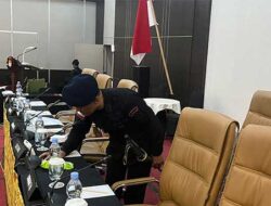 Tim Gegana Sterilisasi Ruang Rapat Pleno Terbuka Rekapitulasi KPU Papua, Ada Apa?