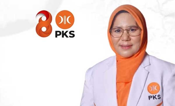 Caleg DPRD Dapil Maluku 1, Kota Ambon Rostina, S.Sos / Foto : Ist