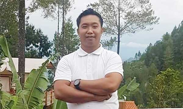 Agustinus Rande, kader muda asal Partai Gerindra Kota Jayapura berhasil lolos menjadi Anggota DPRD setempat / Foto : Ist
