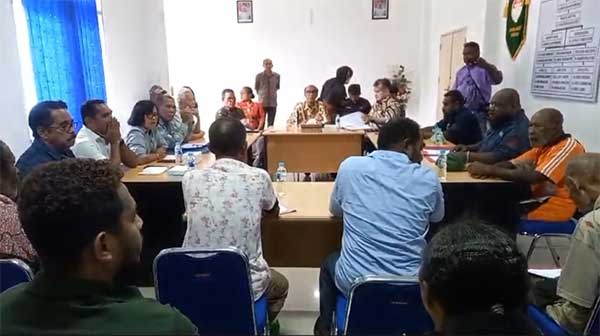 Masy Eks Hanurata Audiens 3 dengan ATR BPN Papua