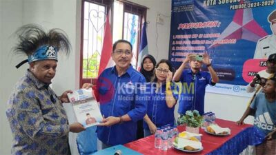 Daftar Balon Wali Kota Sorong di Demokrat, Abner Jitmau Lampirkan Foto Bersama SBY