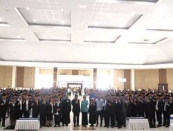 Tata Birokrasi Dipenghujung Pengabdiannya, Gubernur Maluku Lantik 11 Pejabat Eselon II 