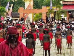 Saadiah Uluputty Dukung Atraksi “Baku Pukul Manyapu” Diusulkan Jadi Kegiatan Nasional