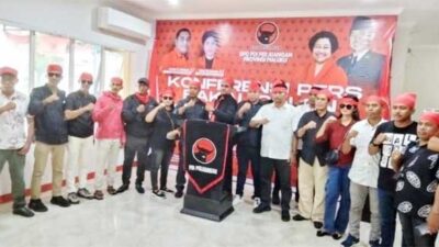 Ambil Formulir di DPD PDIP, Brigjen Said Latuconsina Siap Maju Pilkada Maluku 2024