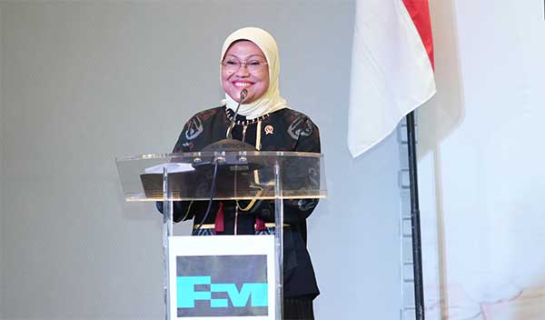 PTFI Serikat Pekerja Teken PKB Menaker Apresiasi1