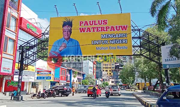PW Baliho di Jalan Irian JPR