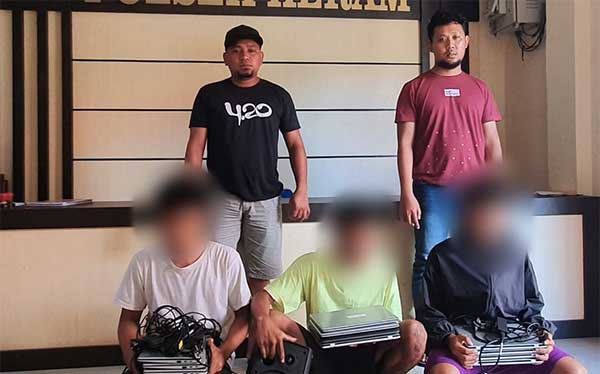 Polisi Bekuk 3 Pencuri 25 Unit Laptop
