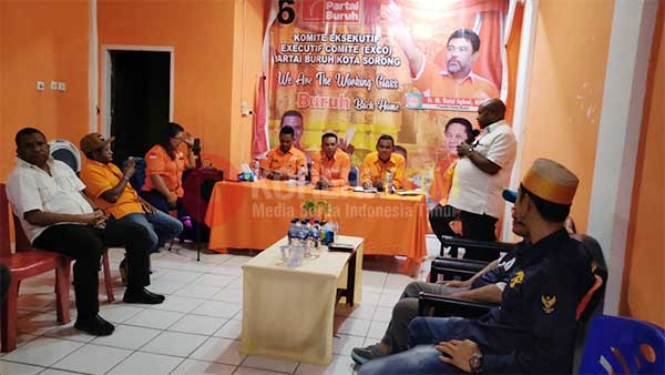 ARJ Daftar Partai Buruh