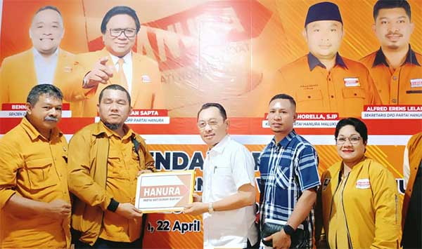 Barnabas Orno Daftar Hanura Maluku