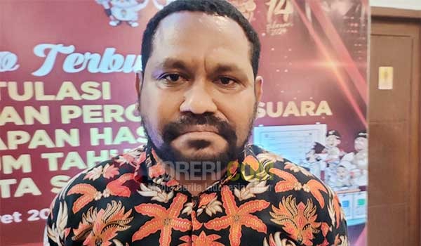 Ketua BAWASLU PBD Fairli Sampetoding Rego / Foto : KENN