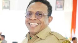 Kepala Badan Kesatuan Bangsa dan Politik Kesbangpol Papua Tengah Drs. Thepilus Lukas Ayom