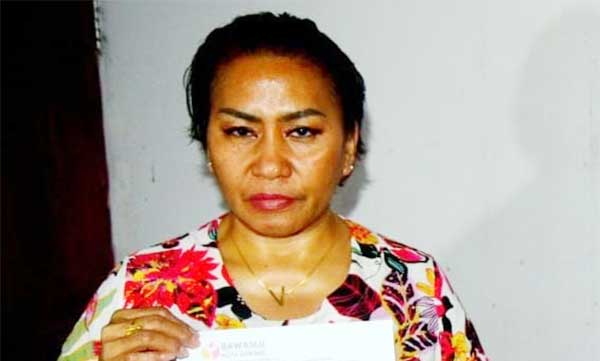 Ketua Bawaslu Kota Sorong Julce Ivone Sahureka