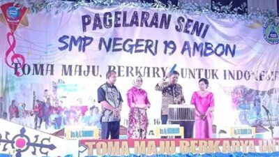Buka Pagelaran Seni SMPN 19 Ambon, Penjabat Tegaskan Soal Komitmen Pemerintah