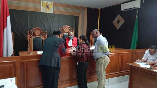 Sidang Prapid Status Tersangka Sekda Keerom3