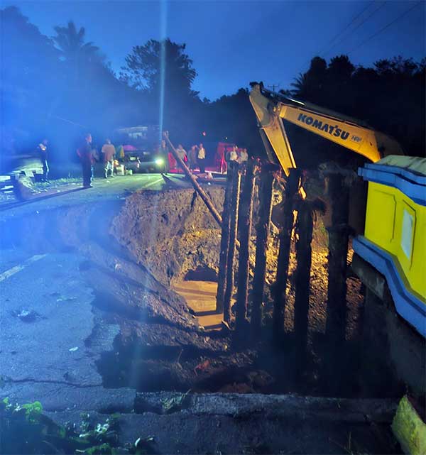 BPJN Ma Atasi Putusnya Jalur Trans Seram2