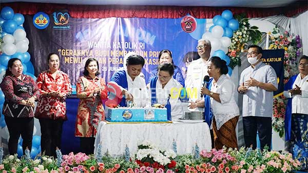 Bupati Rettob WKRI 100 Tahun2