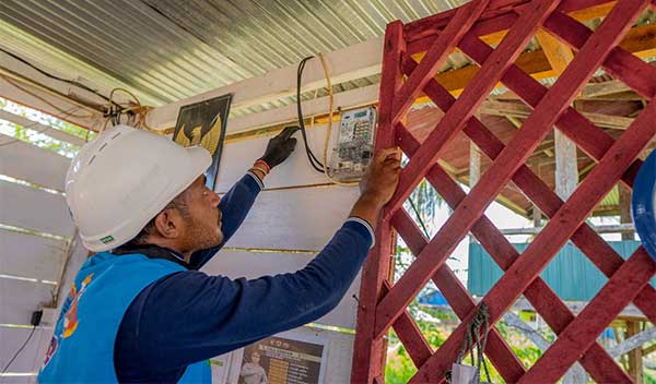 PLN Mobile Listrik di Papua2