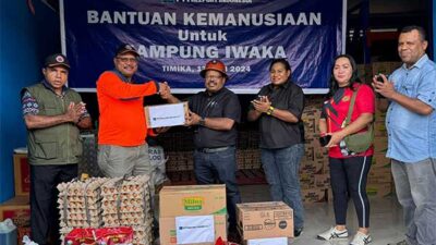PTFI Gercep Bantu 3 Ton Bama bagi Warga Terdampak Banjir di Distrik Iwaka