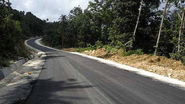 Pengerjaan Jalan Kei Besar Kabupaten Malra Maluku