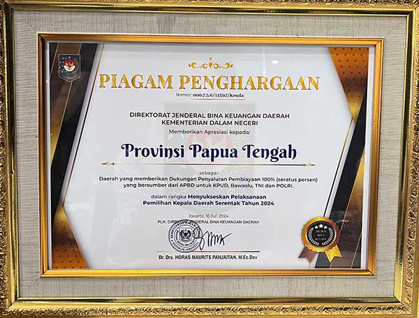 Pemprov PT T Raih Penghargaan Pemilu3
