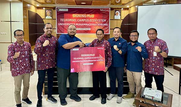 Sepakat Akselerasikan Digitalisasi Pendidikan, Telkomsel-UM Sorong Teken PKS 2 Telkomsel UM Sorong Teken PKS 2