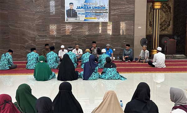 Alimudin Baedu Umrohkah 20 Jamaah Muslim ke Tanah Suci