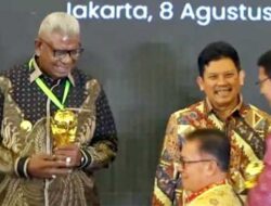 Pemkab Mimika Raih UHC Award 2024, Bupati Rettob Janjikan Ini Kedepan