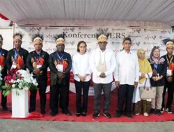 Piter-Daud Deklarasi Maju Pilkada, Ini Keberhasilan PG 4 Tahun Pimpin Keerom