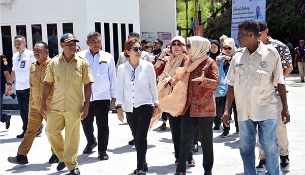 Penasehat DWP KKP Kunjungi Biak