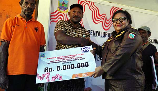 Pj Gub PT Bantuan Kemiskinan Ekstrim