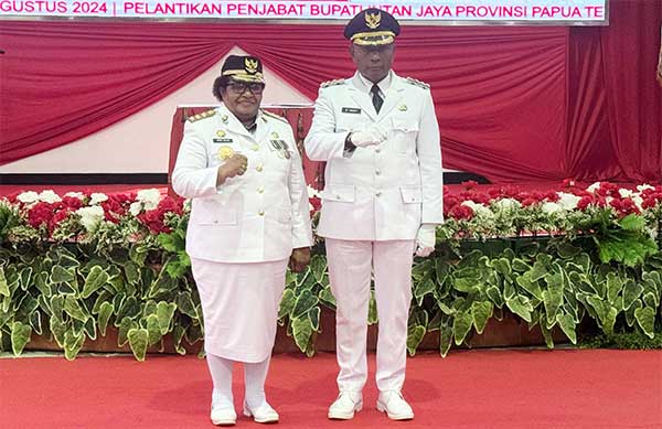 Zhakarias Marey Resmi Pimpin Intan Jaya, Gubernur Ribka Tegaskan ini 4 Pj Gub PT Lantik Zhakarias Marey Pj Bup LJ4