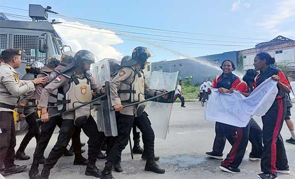 Polres Biak Gelar Simulasi Latihan Sispamkota