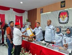 Salampessy-Luhukay Jadi Kontestan Terakhir Daftar di KPU Kota Ambon