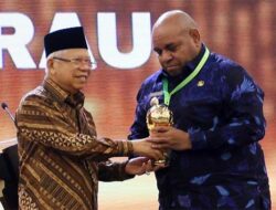 Beri Penghargaan UHC Awards ke 493 Kepala Daerah, Wapres Ma’ruf Amin Tegaskan Ini