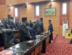 Soal Aksi Walk Out Wakil Rakyat Bintuni, Romilus Tatuta Malah Beberkan Ini   