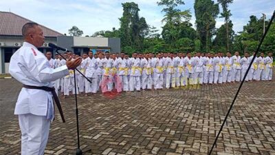 99 Siswa Satdik Kodiklatal Sorong Jalani Ujian Kenaikan Sabuk Karate