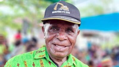 Kepala Suku besar Mee di Kabupaten Mimika, Piet Nawipa / Foto : Ist
