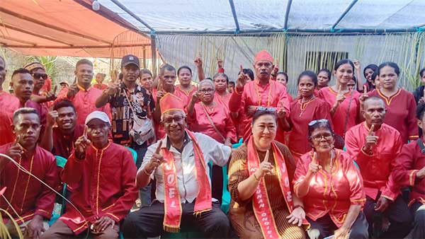 Giliran Kerukunan Kei Ini Dukung JOEL: Pilihan Kami Cuma Satu 2 JOEL Keluarga Kerabat OHOI El Timika