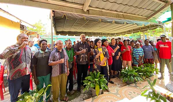 Posko Amako Berdiri, Masyarakat Mimikawee Kaugapu Siap Menangkan JOEL 3 JOEL Posko Amako Berdiri3