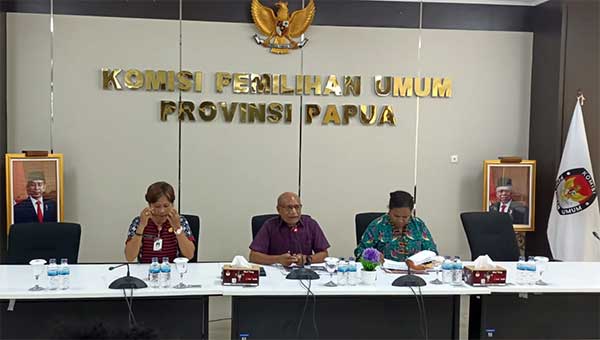 KPU Papua Umumkan 2 paslon Maju Pilgub