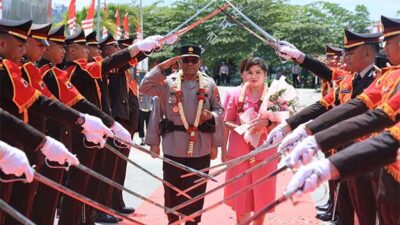 Polda Papua Tradisi Pergantian Kapolda