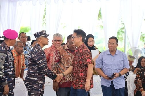 Menkes Kunker ke PBD, Tinjau Operasi Perdana Bedah Jantung di RSUD Wanane Sorong 3 IMG 20241013 WA0006 optimized 50