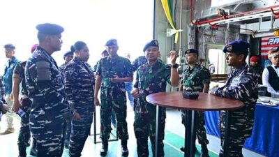 Kas Koarmada III Tinjau Kesiapan Satgas Port Visit TNI AL 2024 Sebelum Bertolak ke Pasifik Selatan